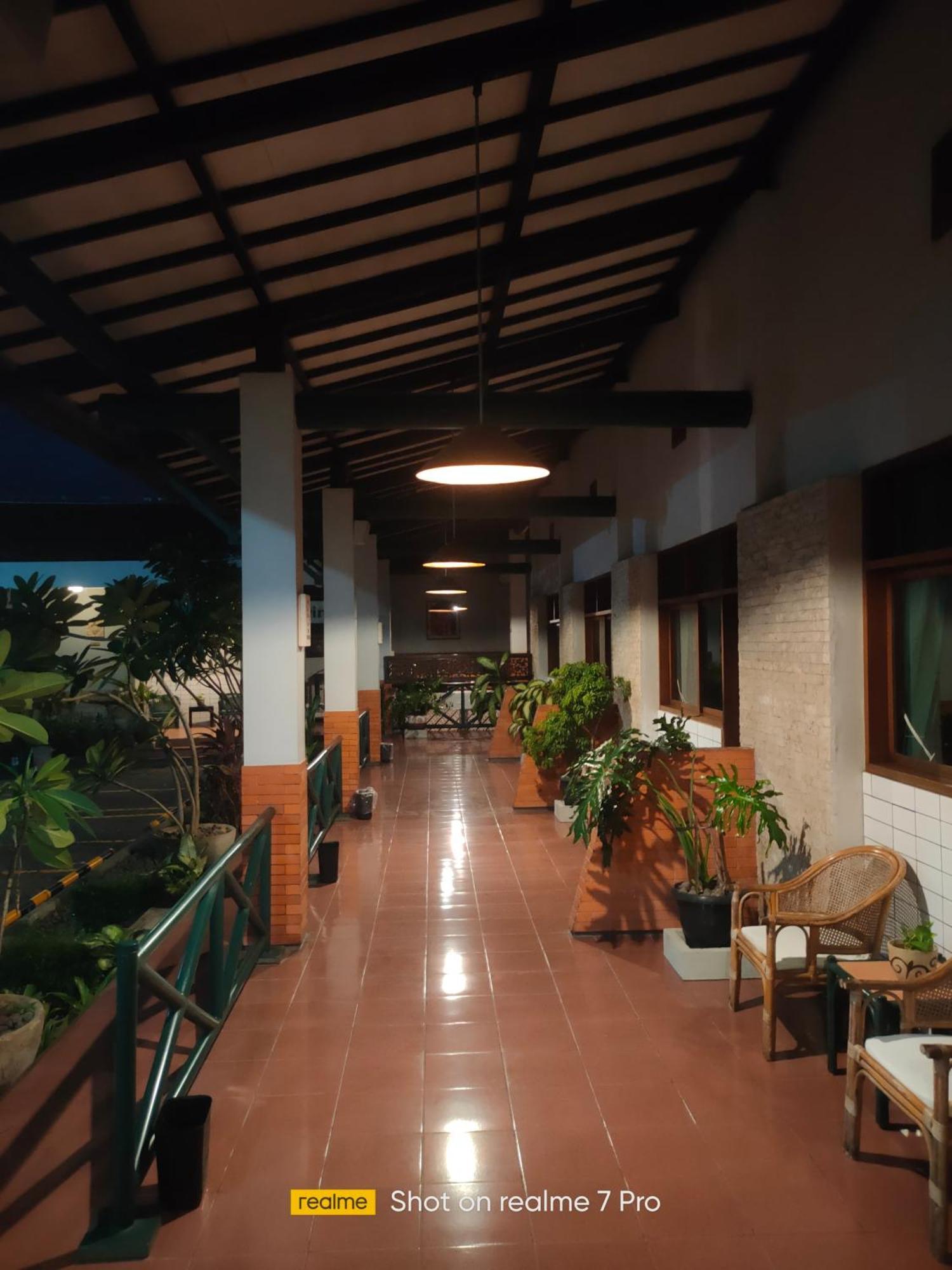 Hotel Aneka Baru Sleman  Exterior foto